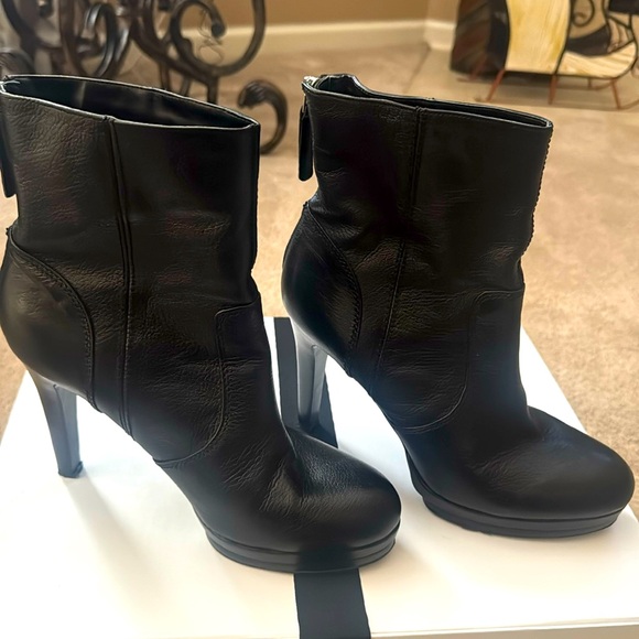 Nine West Shoes - Nine West Black Leather High-Heel Ankle Boots